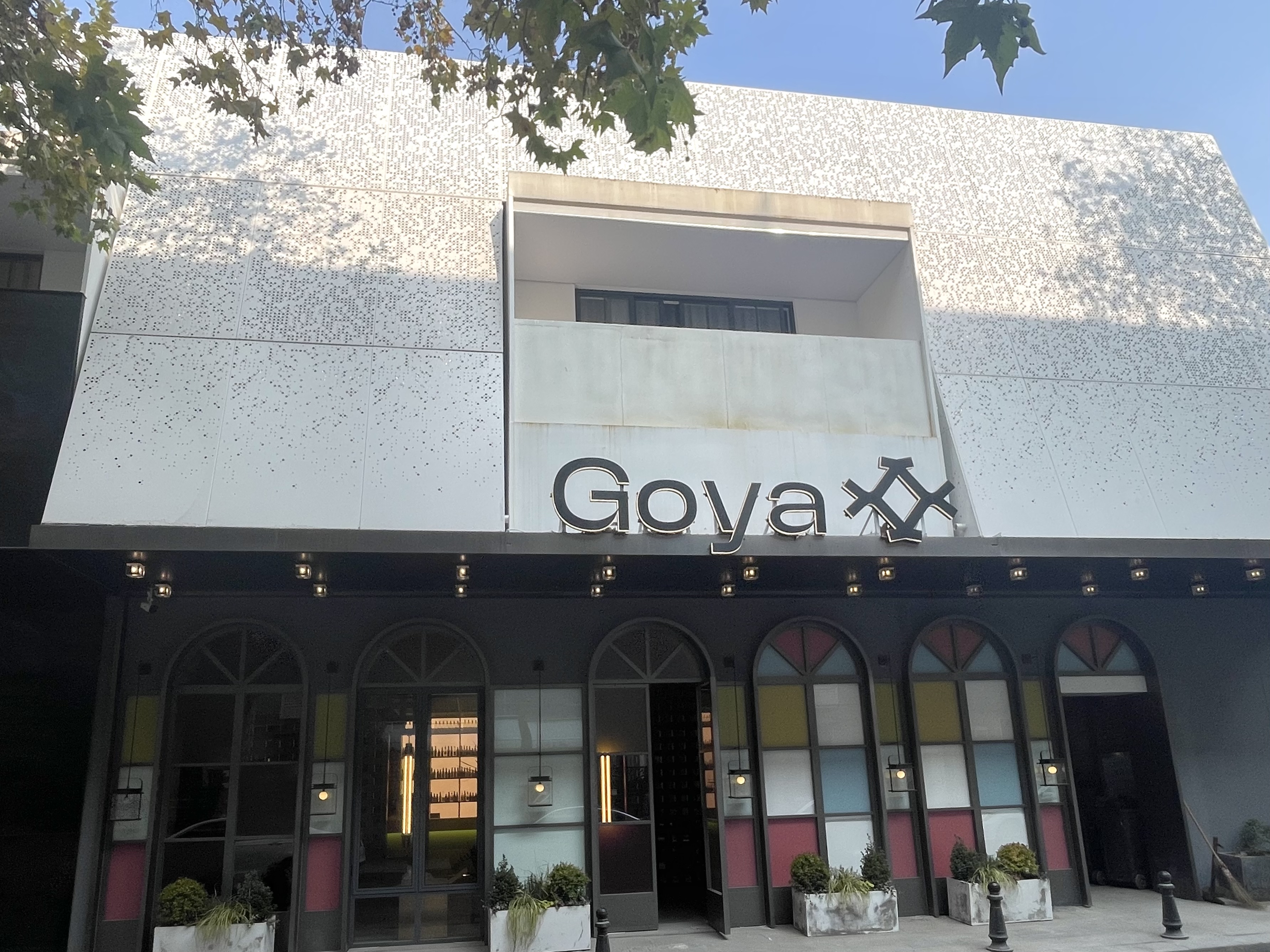 祝賀天一堂科技承接漢口江灘藝術(shù)酒店采購項目